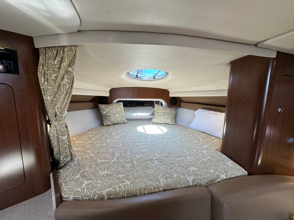 2018 Crownline 350 SY... Located in San Diego Ca...Offered By Yacht Coast Yacht Sales