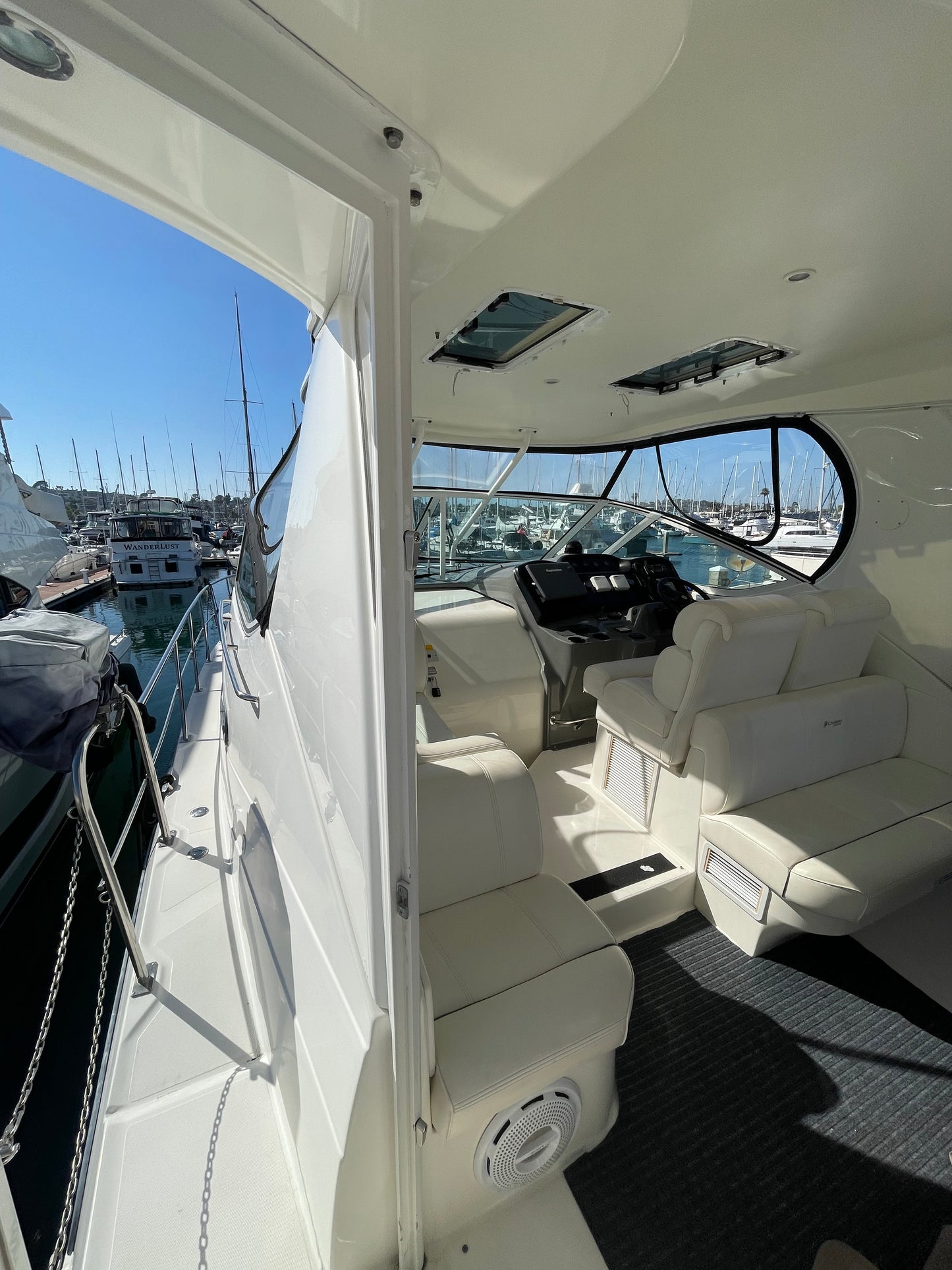 Reduced! Owners Want offers! 2006 Cruisers 415 Express MY Location San Diego, Ca