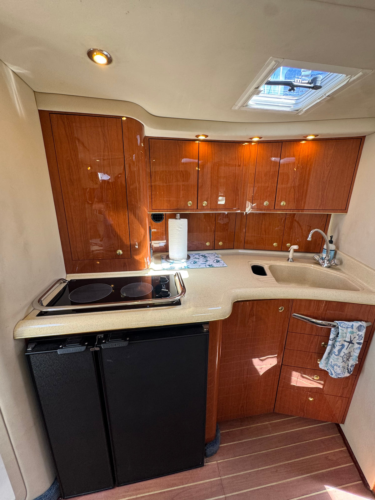 1997 Sea Ray 370 EC Caterpillar Diesel Powered... Located at the Marriott Marina Downtown San Diego, Ca... Offered by Yacht Coast Yacht Sales 2353 Shelter Island Drive, San Diego, Ca 92106