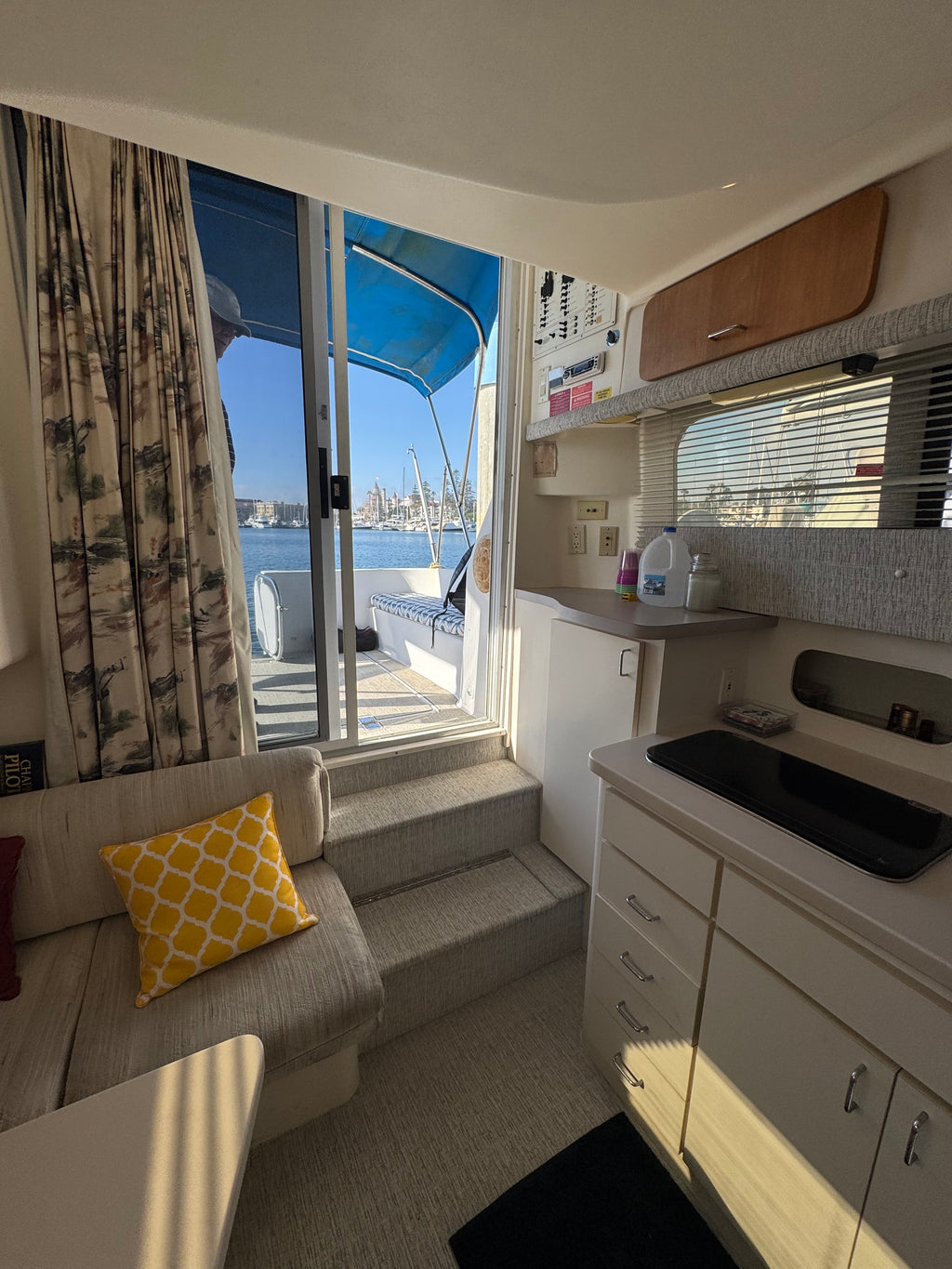 Sold! 1998 Mainship 31 Sedan Bridge... Located in Coronado, Ca... Offered By Yacht Coast Yacht Sales