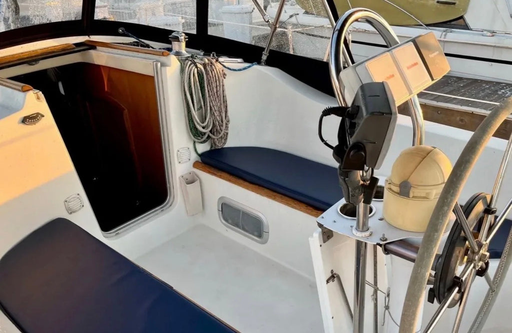 1999 Beneteau 321 – Awesome Coastal Cruiser Located in Coronado, Ca... Offered By Yacht Coast Yacht Sales