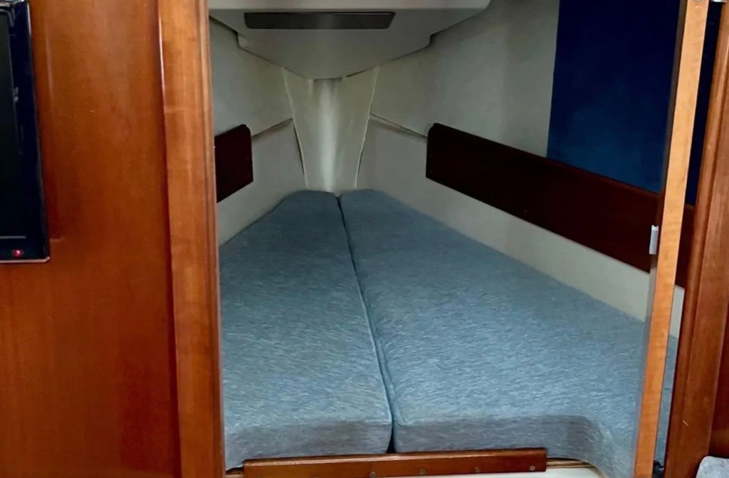 1999 Beneteau 321 – Awesome Coastal Cruiser Located in Coronado, Ca... Offered By Yacht Coast Yacht Sales