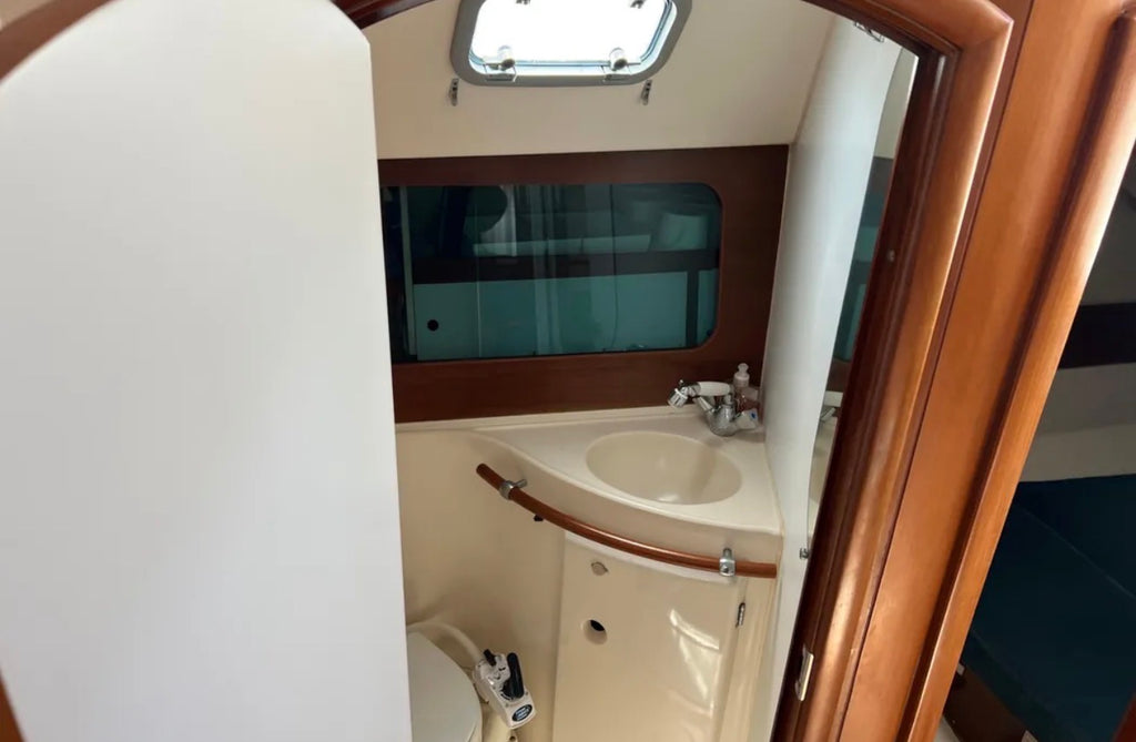 1999 Beneteau 321 – Awesome Coastal Cruiser Located in Coronado, Ca... Offered By Yacht Coast Yacht Sales