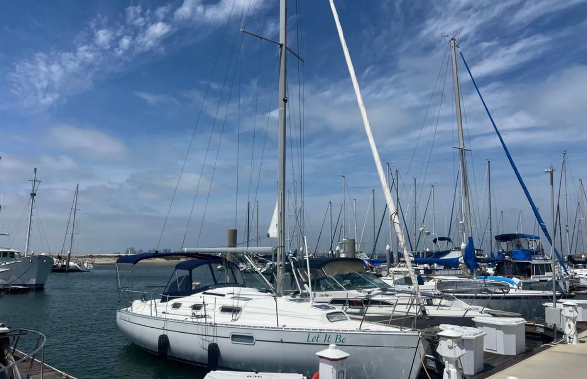 1999 Beneteau 321 – Awesome Coastal Cruiser Located in Coronado, Ca... Offered By Yacht Coast Yacht Sales