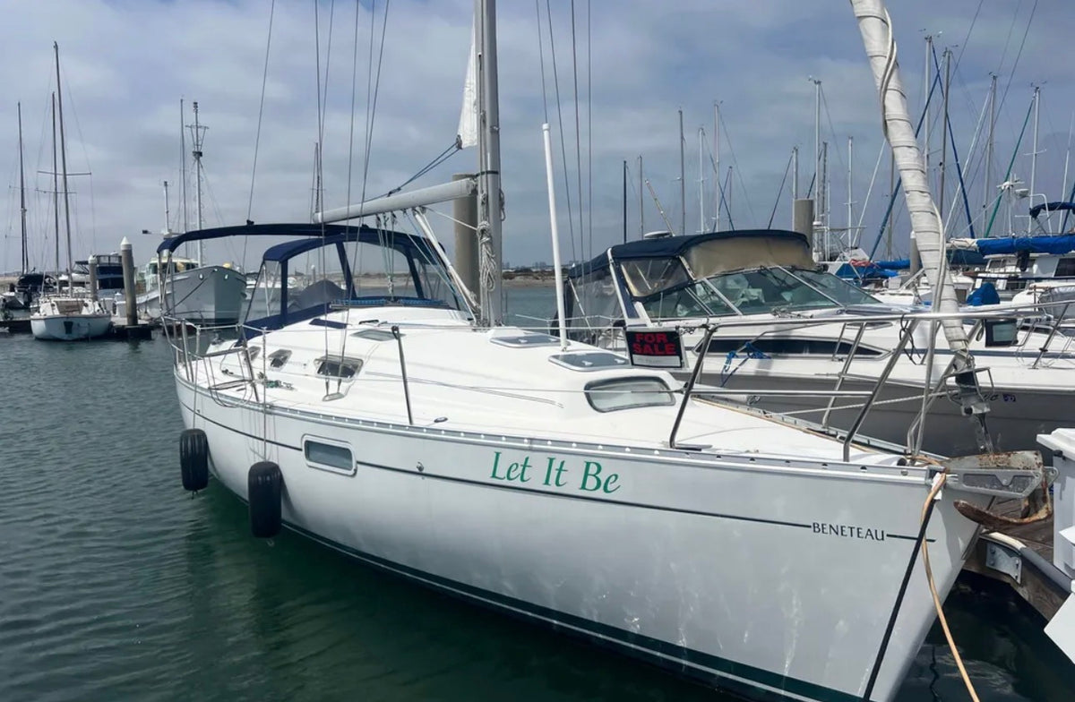 1999 Beneteau 321 – Awesome Coastal Cruiser Located in Coronado, Ca... Offered By Yacht Coast Yacht Sales