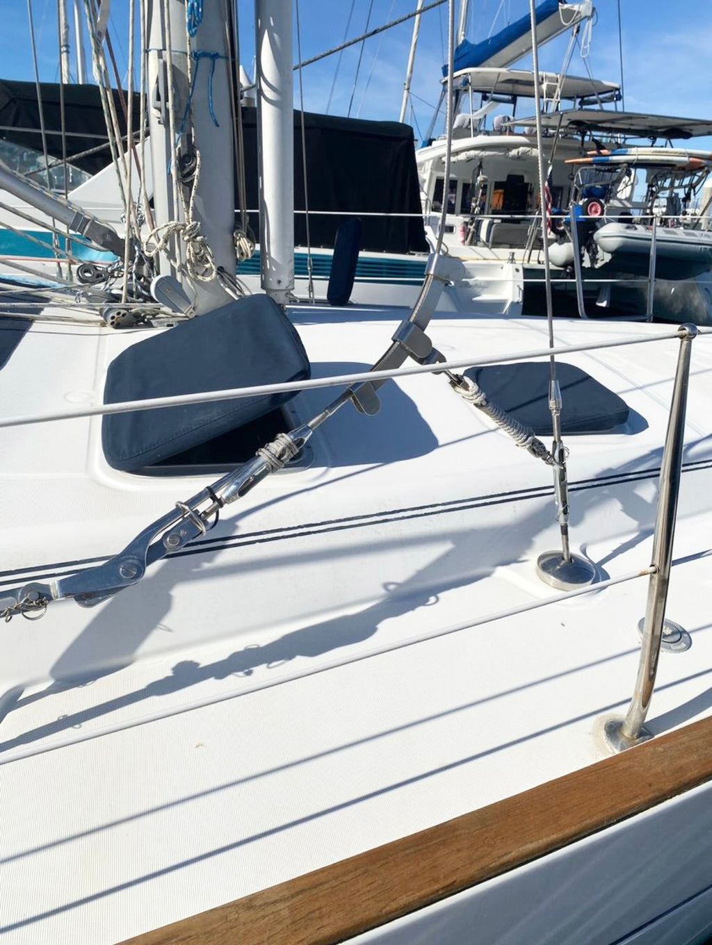 Sold! 2004 Beneteau Oceanis 423... Located in Ventura, Ca Offered By Yacht Coast Yacht Sales