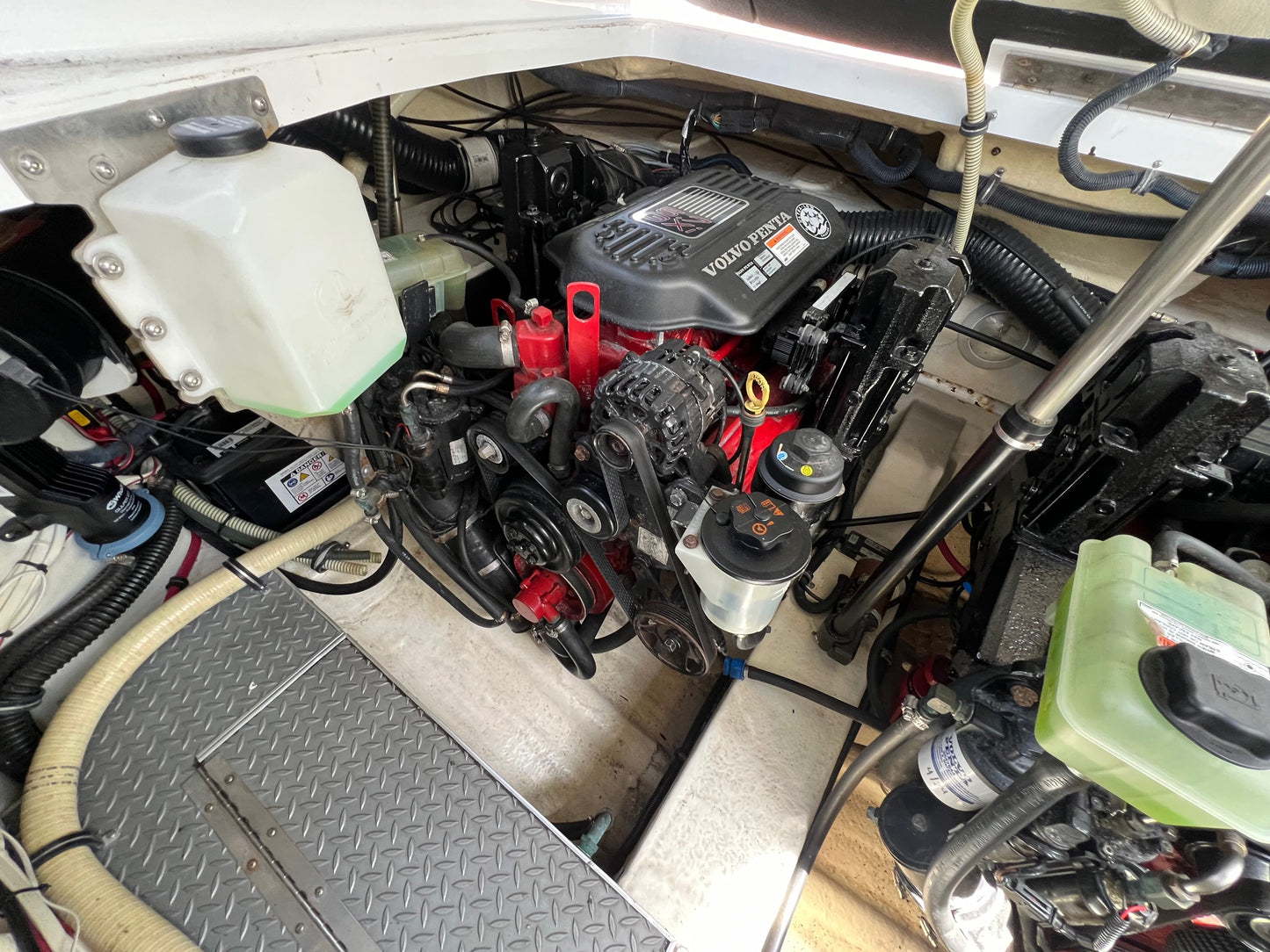 Sold! 2008 Formula 31PC... Located in Newport Beach, CA... Offered By Yacht Coast Yacht Sales