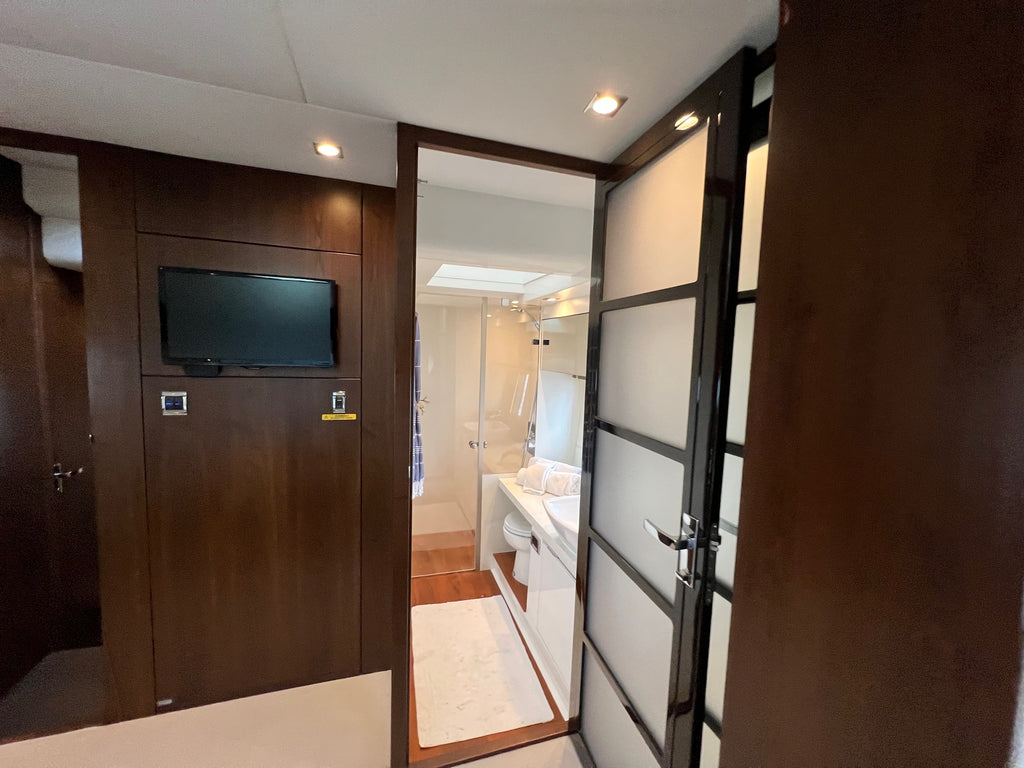 Sold! 2014 Fairline Squadron 50... Located in San Diego, Ca Offered By Yacht Coast Yacht Sales
