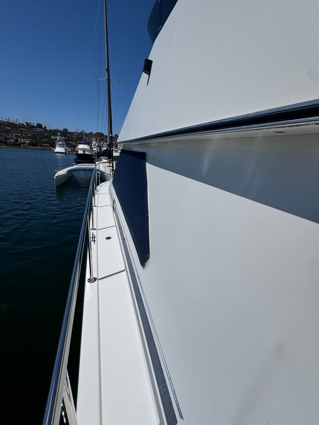Sold! 2001 Zeta 32' Flybridge Catamaran... Located in San Diego, Ca... Offered By Yacht Coast Yacht Sales