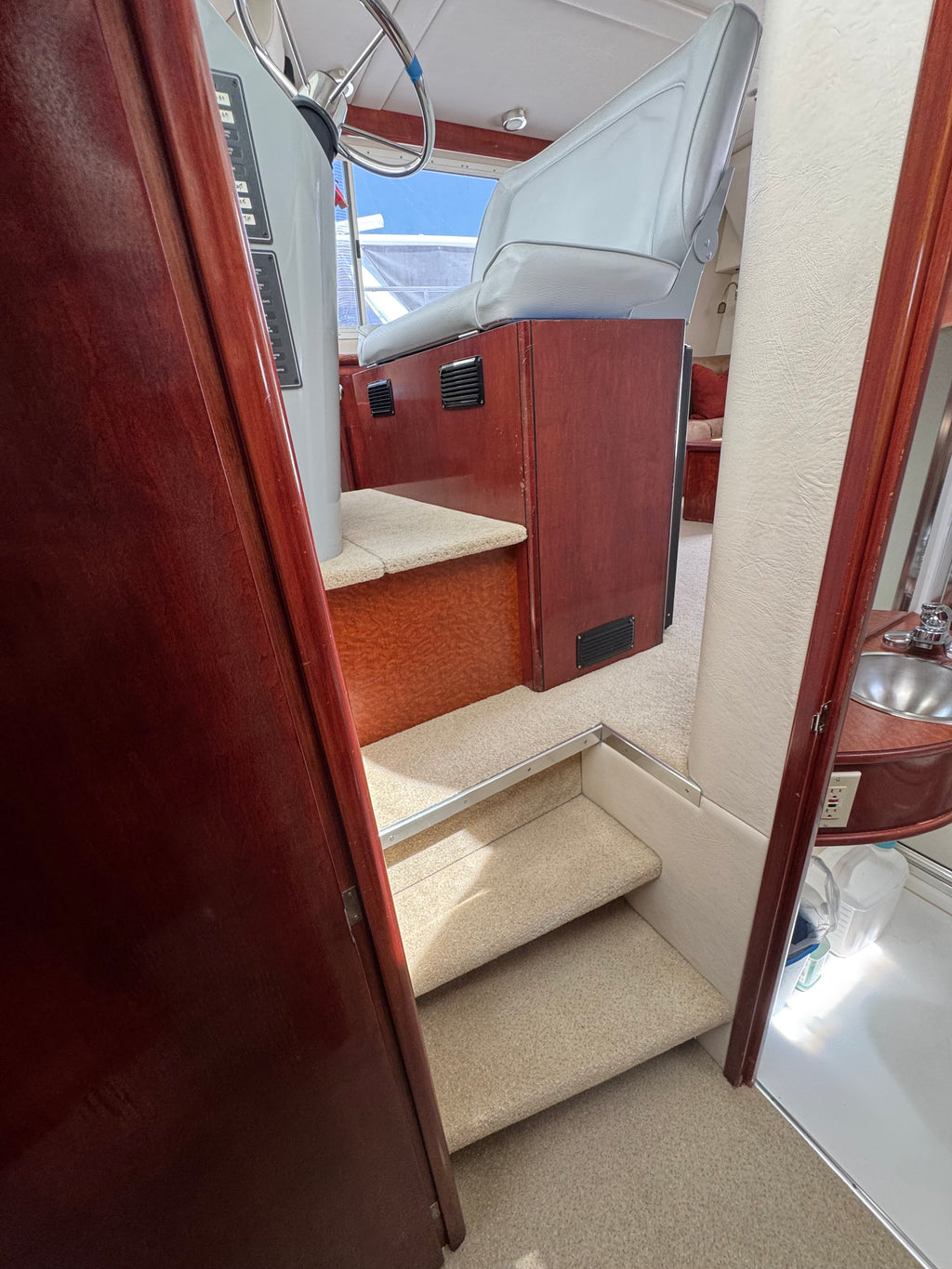 Sold! 2001 Zeta 32' Flybridge Catamaran... Located in San Diego, Ca... Offered By Yacht Coast Yacht Sales