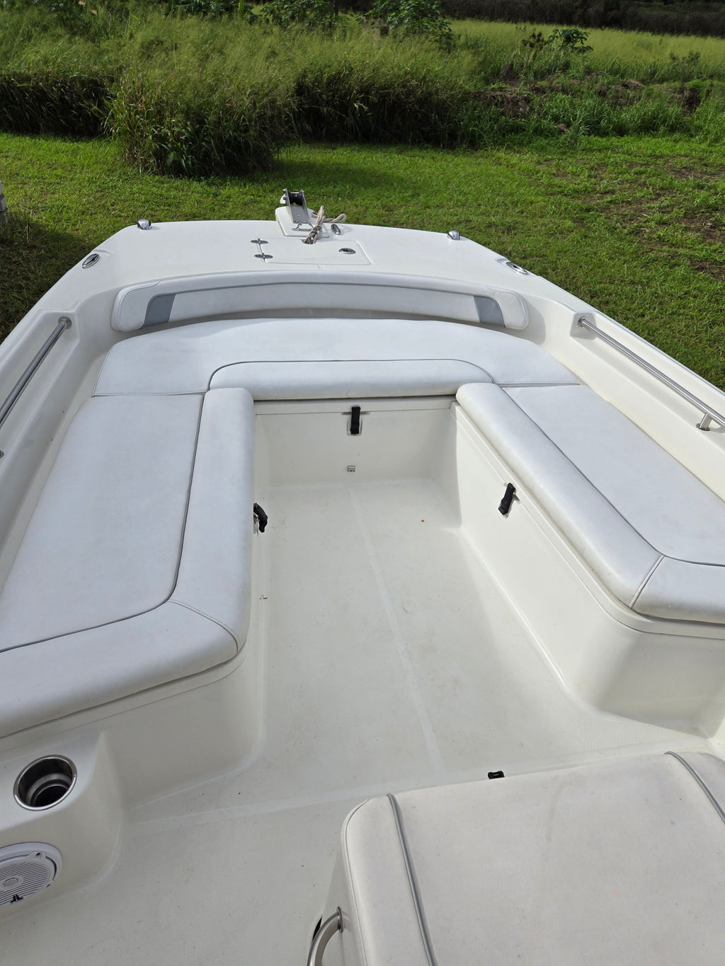 Sold! 2016 World Cat 230 Center Console with Trailer & low hrs. Located in Honolulu, Hawaii... Offered By Yacht Coast Yacht Sales