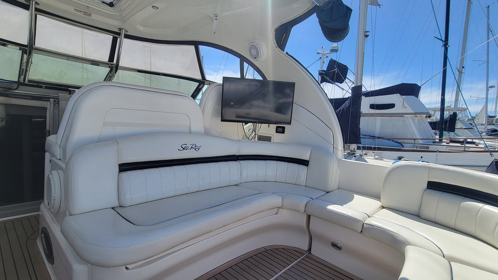 2008 Sea Ray Sundancer 400... Located in San Diego, Ca... Offered by Yacht Coast Yacht Sales