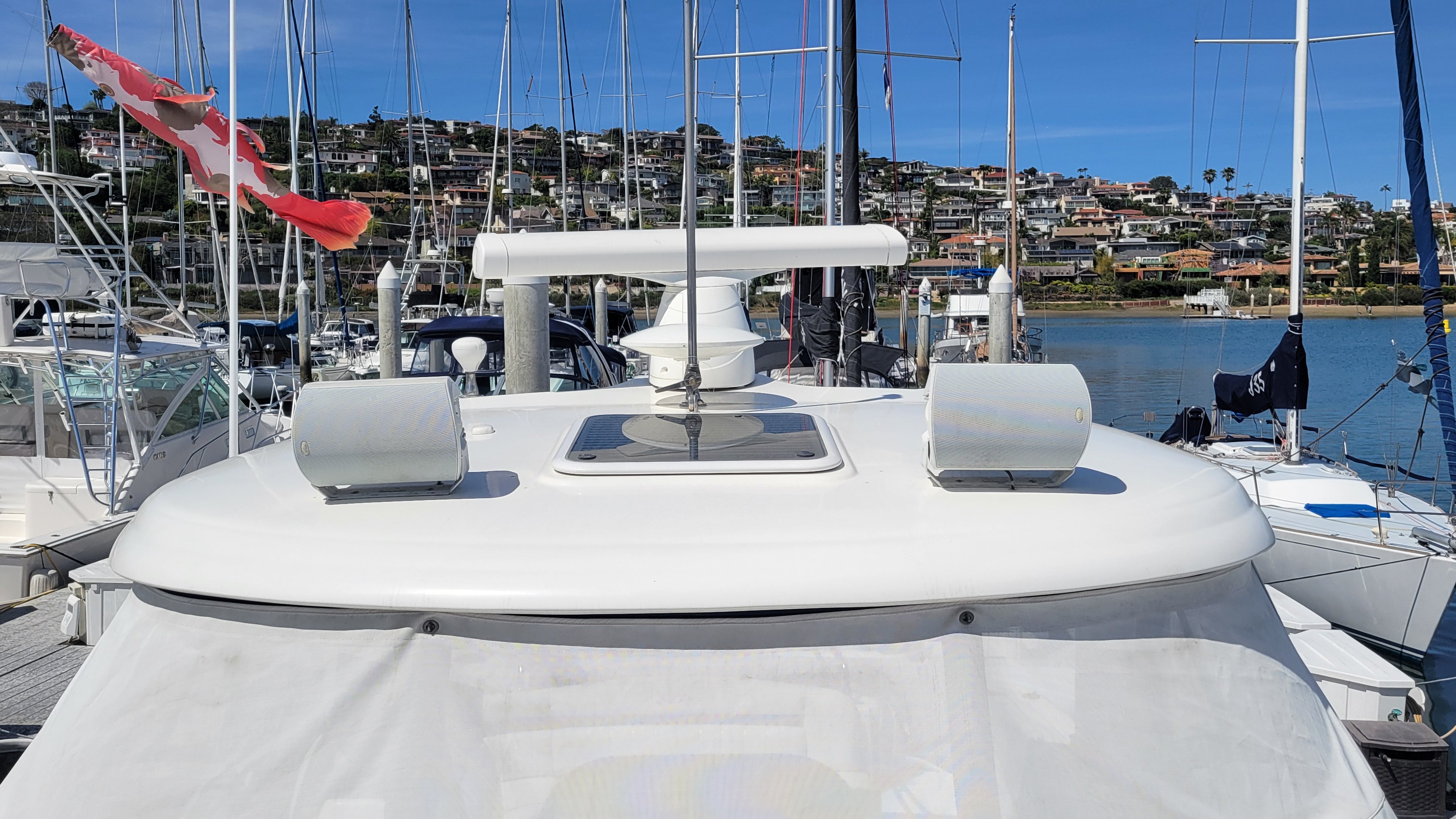 2008 Sea Ray Sundancer 400... Located in San Diego, Ca... Offered by Yacht Coast Yacht Sales