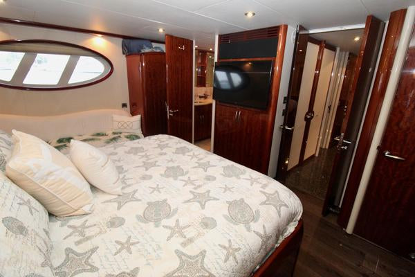 2007 68' Lazzara Yacht, LLC Owned...Located in San Diego, Ca... Offered By Yacht Coast Yacht Sales