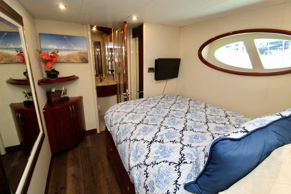 2007 68' Lazzara Yacht, LLC Owned...Located in San Diego, Ca... Offered By Yacht Coast Yacht Sales
