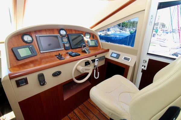 2007 68' Lazzara Yacht, LLC Owned...Located in San Diego, Ca... Offered By Yacht Coast Yacht Sales