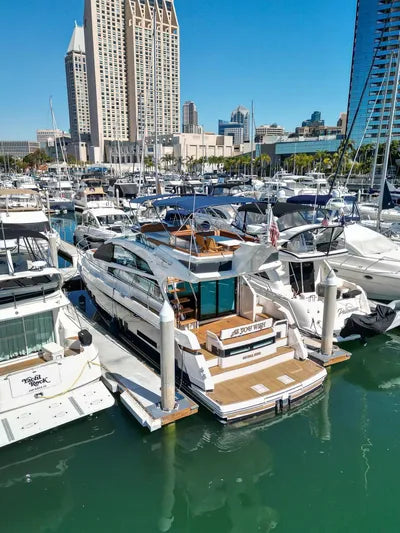 2014 Fairline Squadron 50... Located in San Diego, Ca Offered By Yacht Coast Yacht Sales