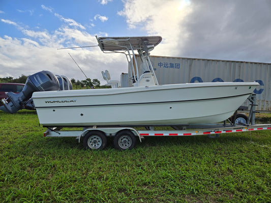 2016 World Cat 230 Center Console with Trailer & low hrs. Located in Honolulu, Hawaii... Offered By Yacht Coast Yacht Sales